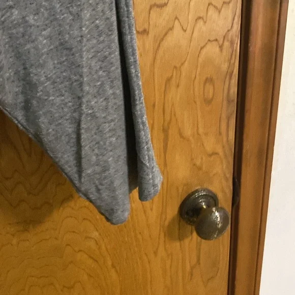 J. Jill Wearever Collection gray pullover size L Rayon Excellent condition - Picture 7 of 7